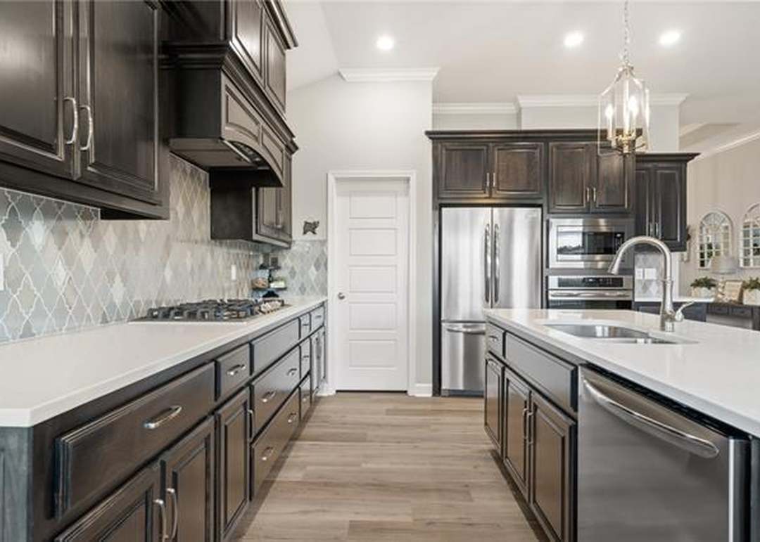 3016 SW Arboridge Drive — photo 2