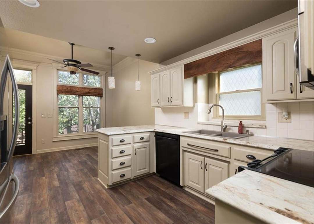 1529 SW Fredrick Drive — photo 14