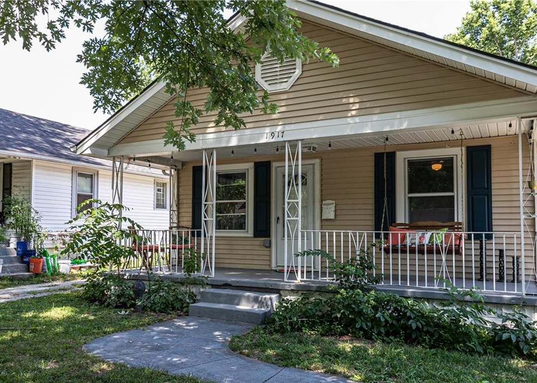 1917 S Hardy Avenue — photo 8