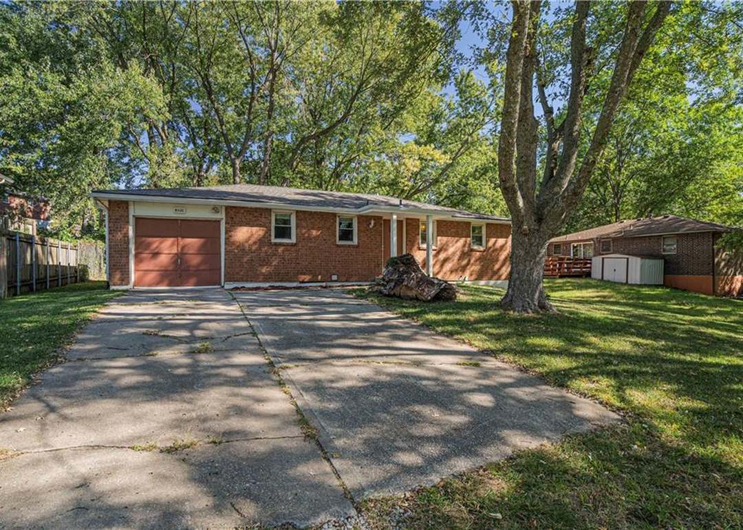 4521 N TOPPING Avenue — photo 8