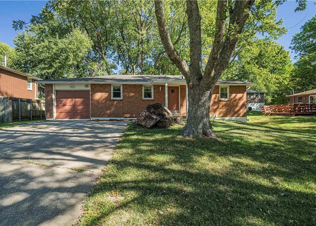 4521 N TOPPING Avenue — photo 9