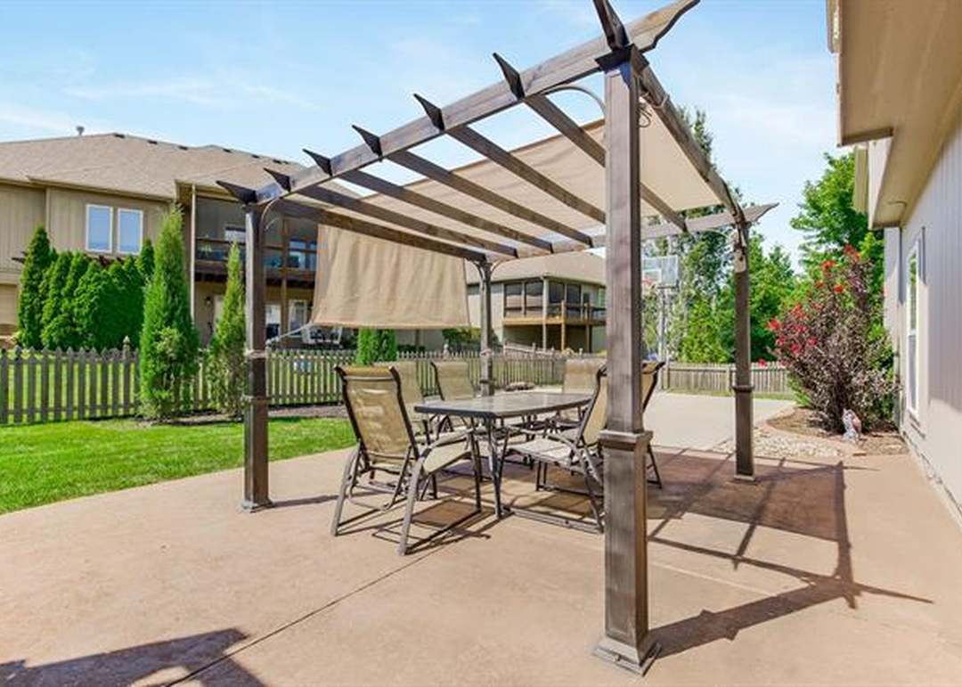 7608 Pheasant Court — photo 27