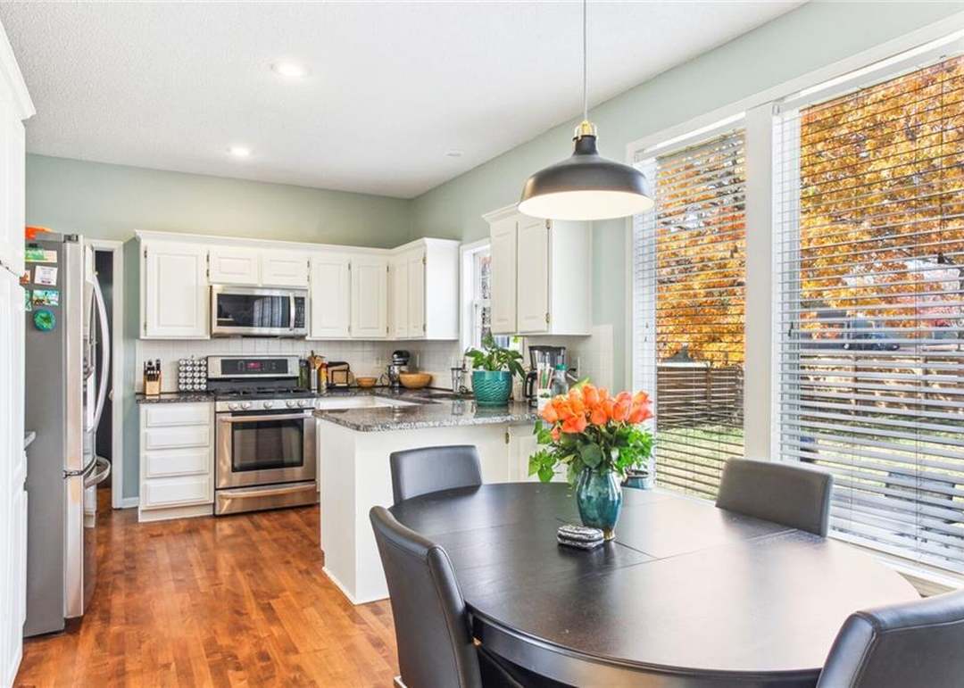 910 W Layton Street — photo 11