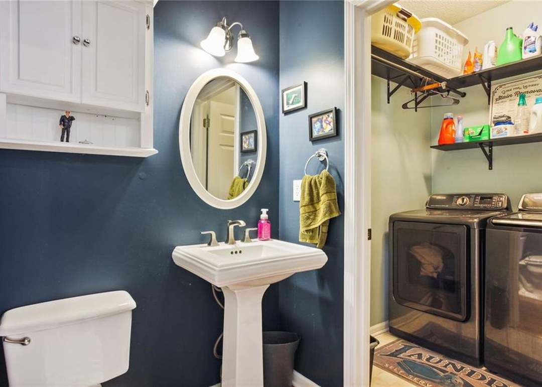 910 W Layton Street — photo 13