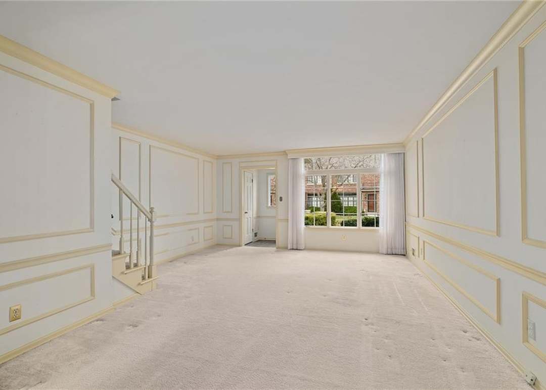 8373 Somerset Drive — photo 10