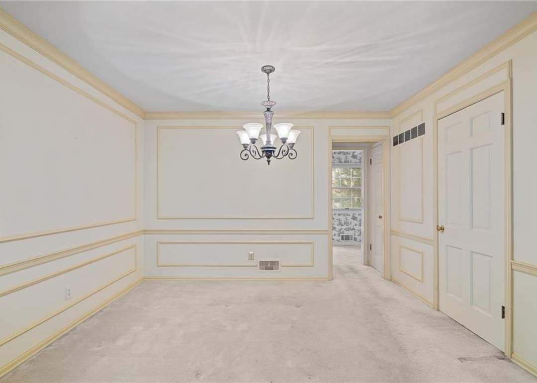 8373 Somerset Drive — photo 12