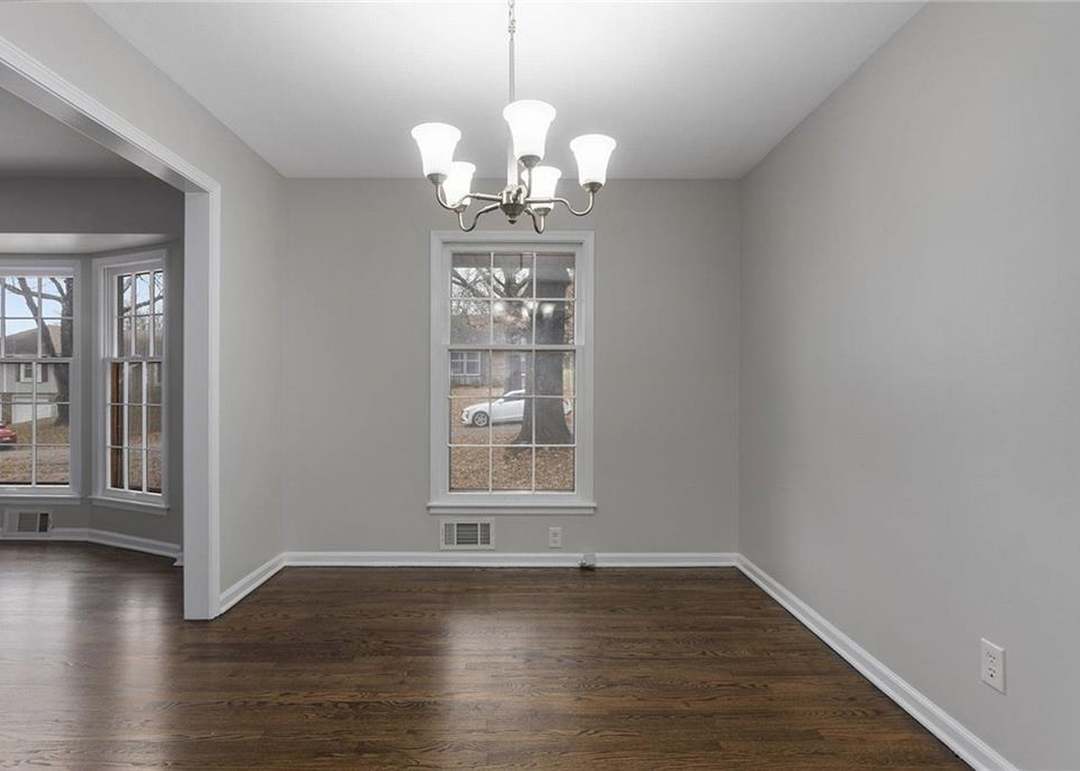 13008 Corrington Avenue — photo 10