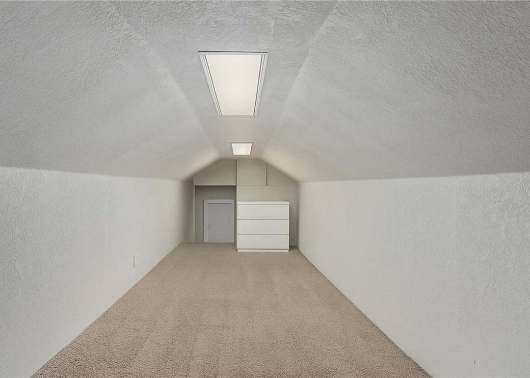 13008 Corrington Avenue — photo 19