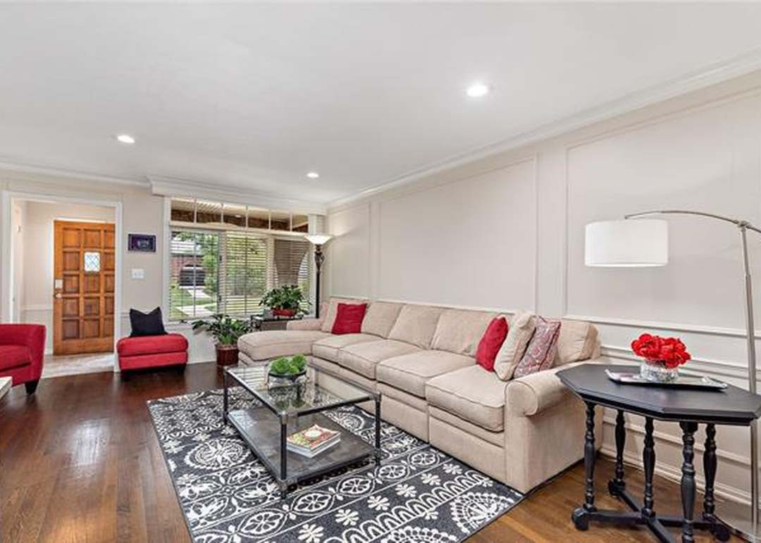 8383 Somerset Drive — photo 13