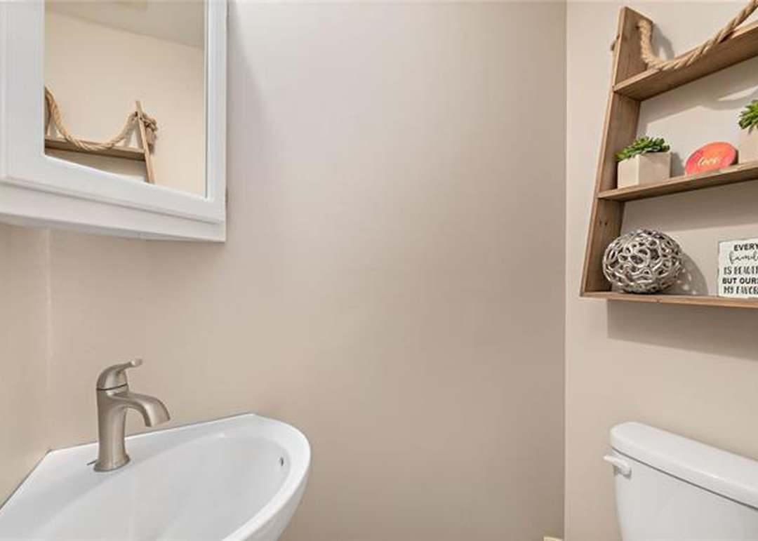 8383 Somerset Drive — photo 21