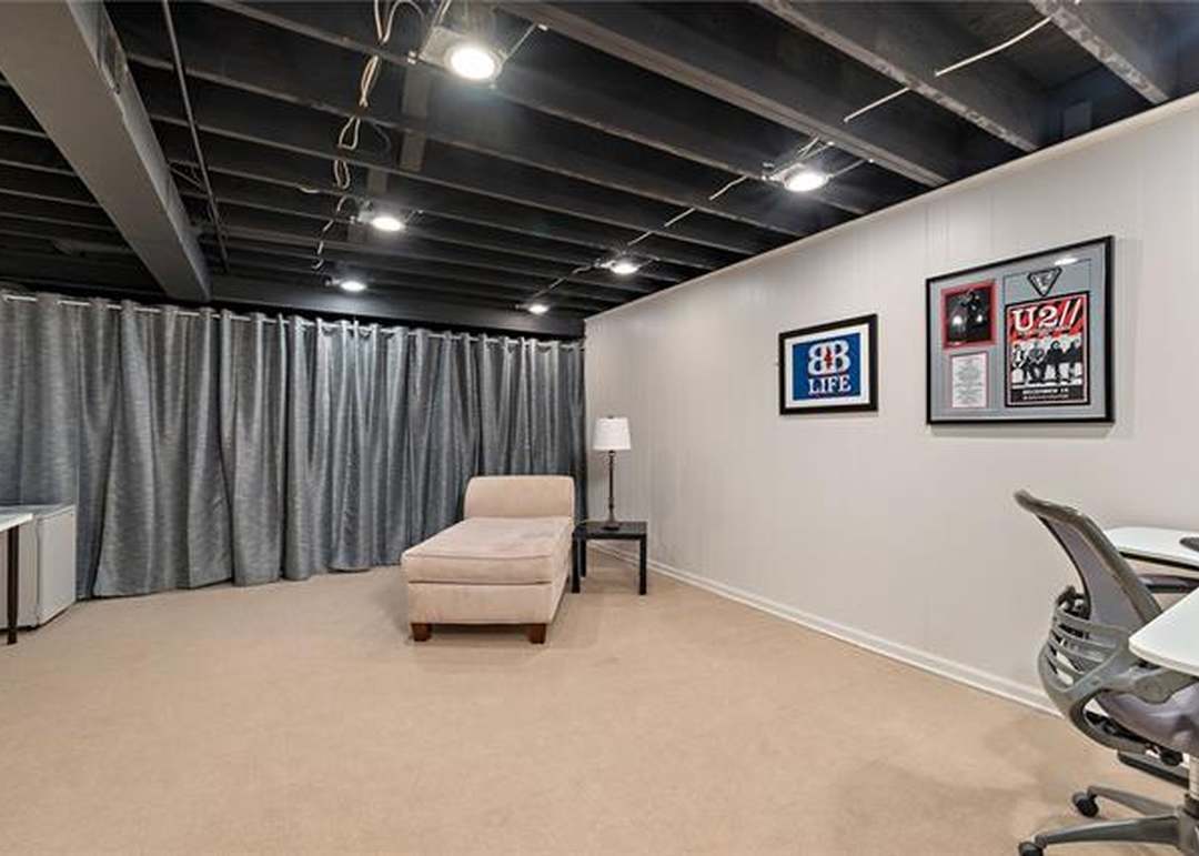 8383 Somerset Drive — photo 29