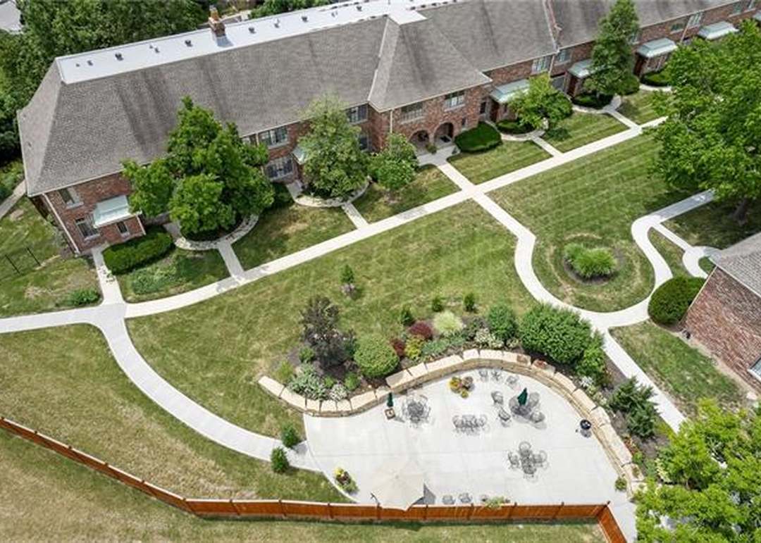 8383 Somerset Drive — photo 41