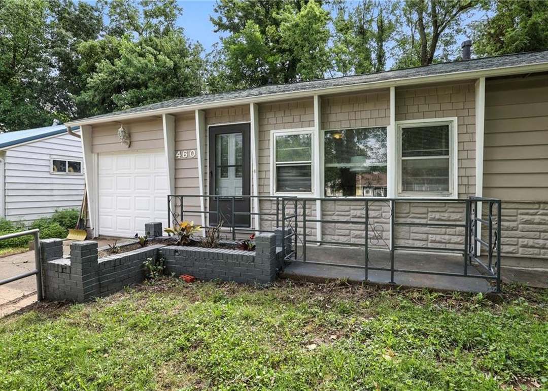 4609 N Troost Avenue — photo 9