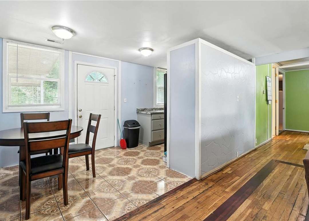 4609 N Troost Avenue — photo 16