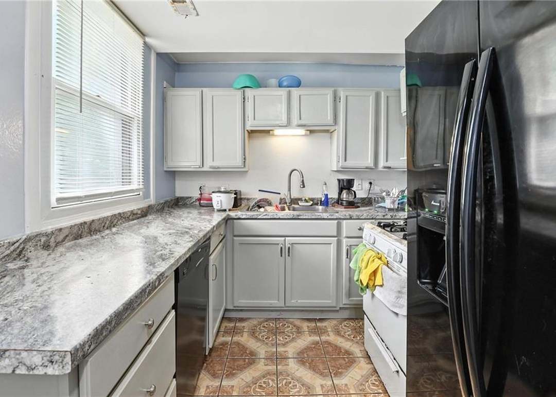 4609 N Troost Avenue — photo 18