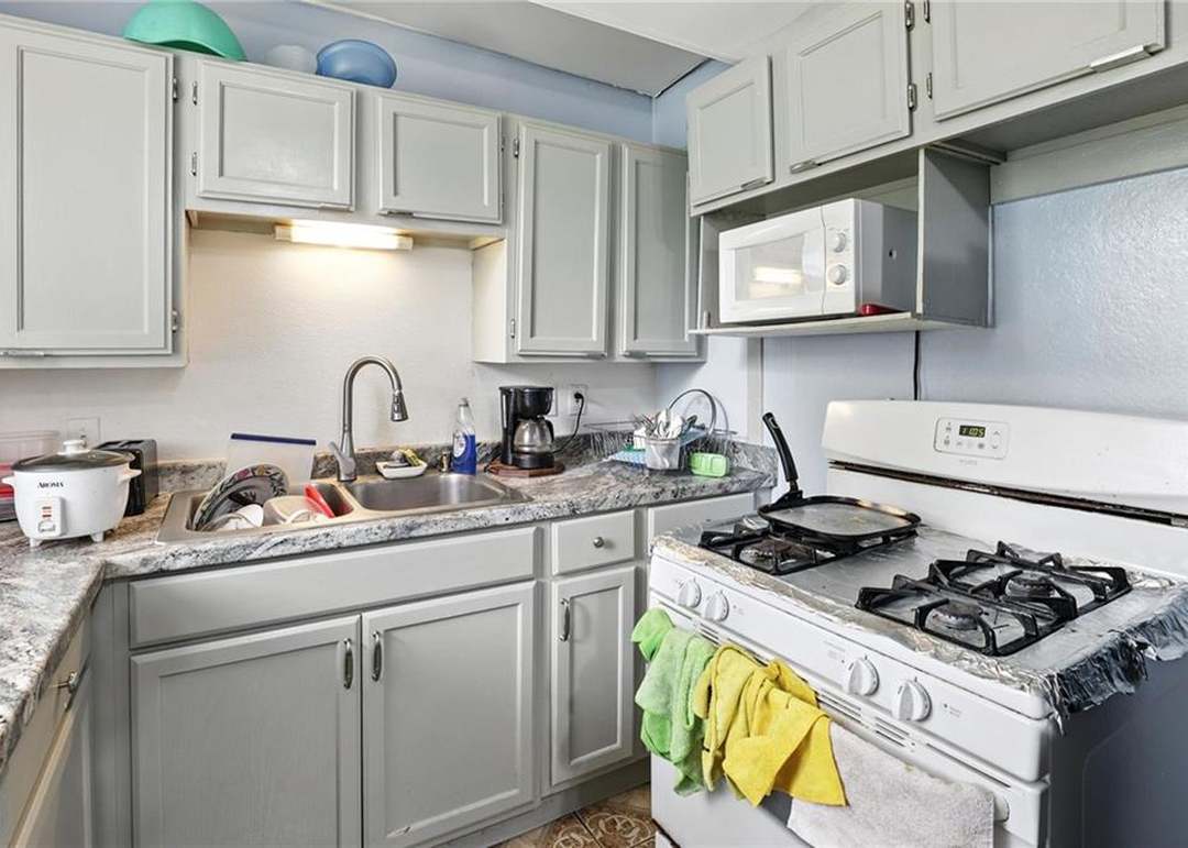 4609 N Troost Avenue — photo 19