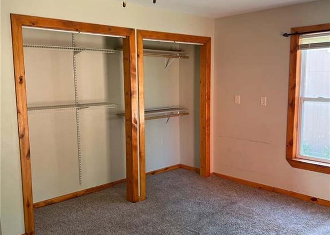 1004 W 14th Street — photo 3