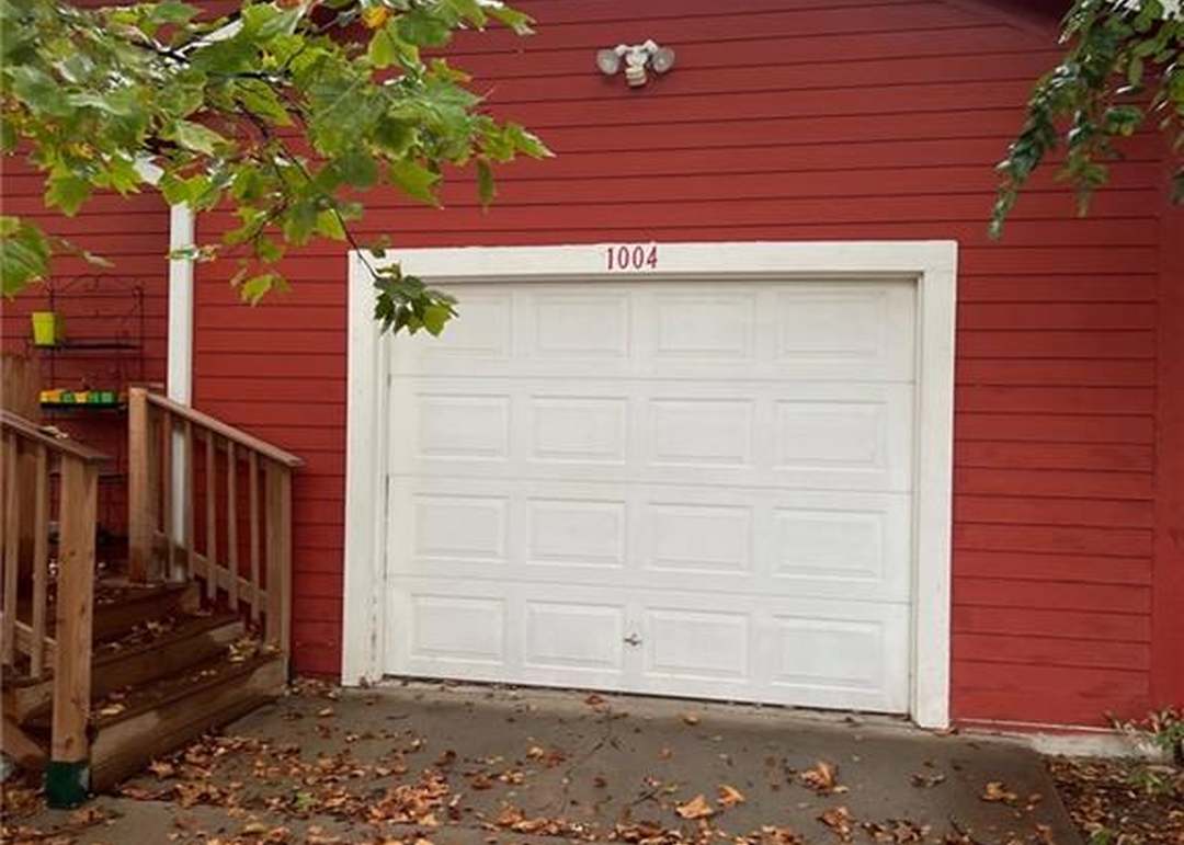 1004 W 14th Street — photo 9