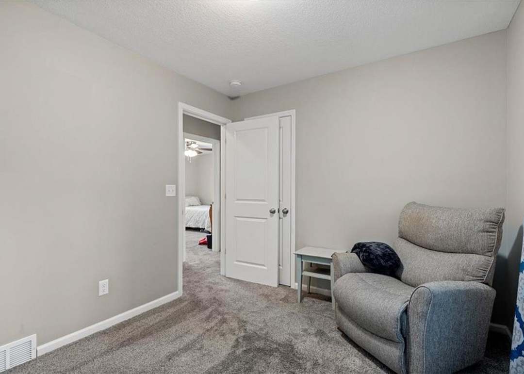 8704 W 88th Street — photo 7
