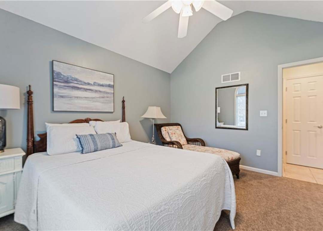 7056 Northern Avenue — photo 43