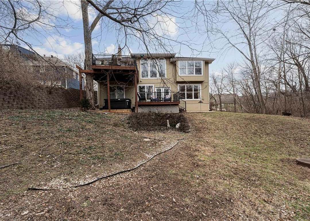 7056 Northern Avenue — photo 50