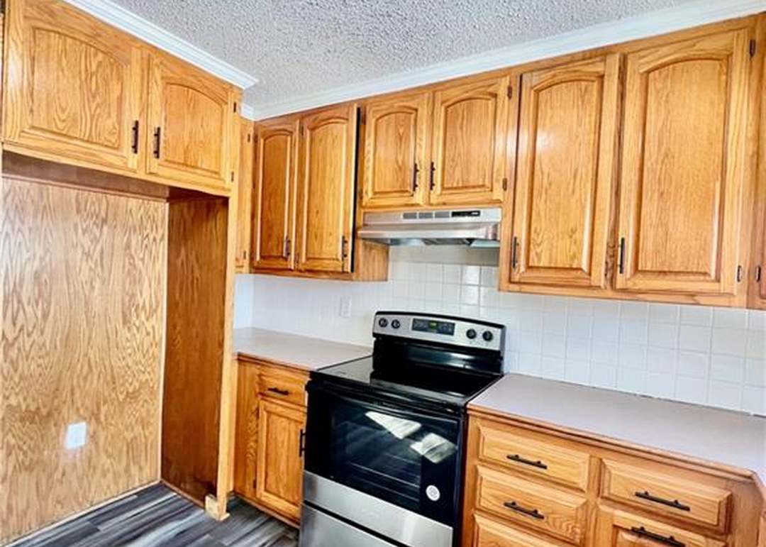 6003 E 101st Street — photo 9
