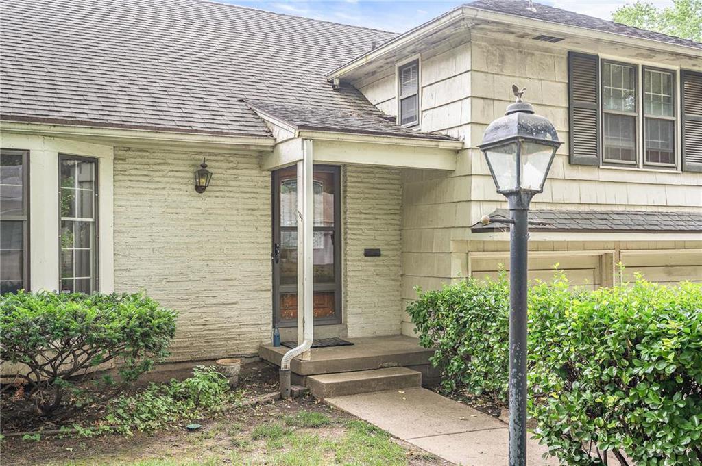 4714 W 77th Terrace — photo 33