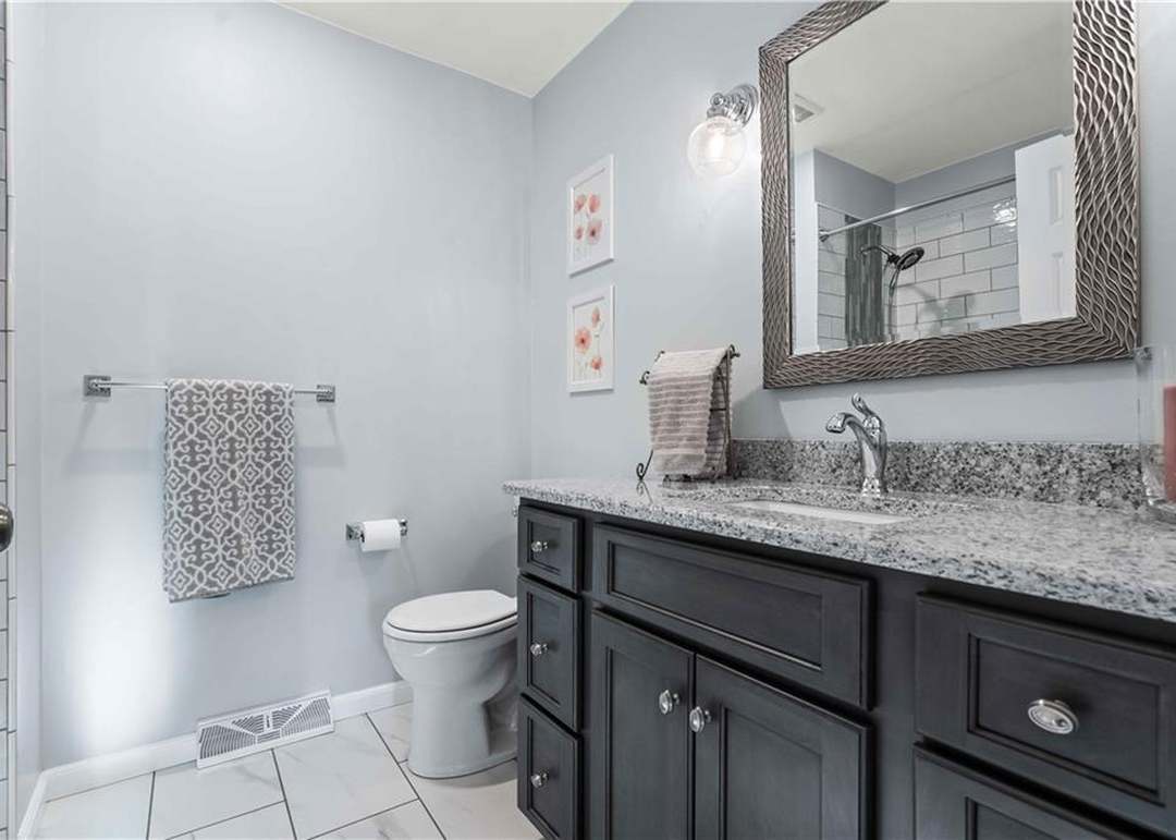 10211 Bradshaw Street — photo 23