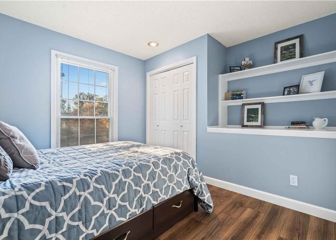 10211 Bradshaw Street — photo 24