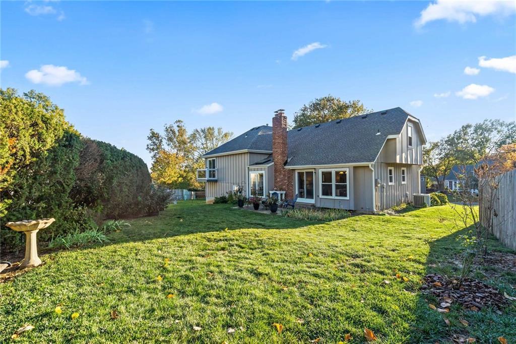 10211 Bradshaw Street — photo 34