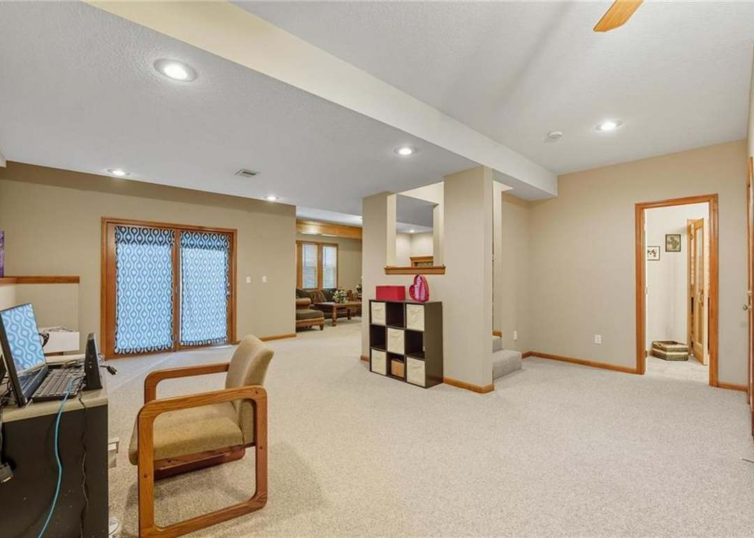 902 Aspen Drive — photo 38