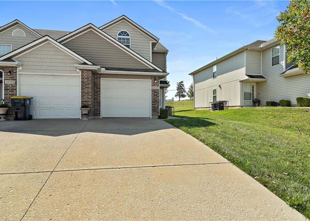 10541 E 46 Terrace — photo 10