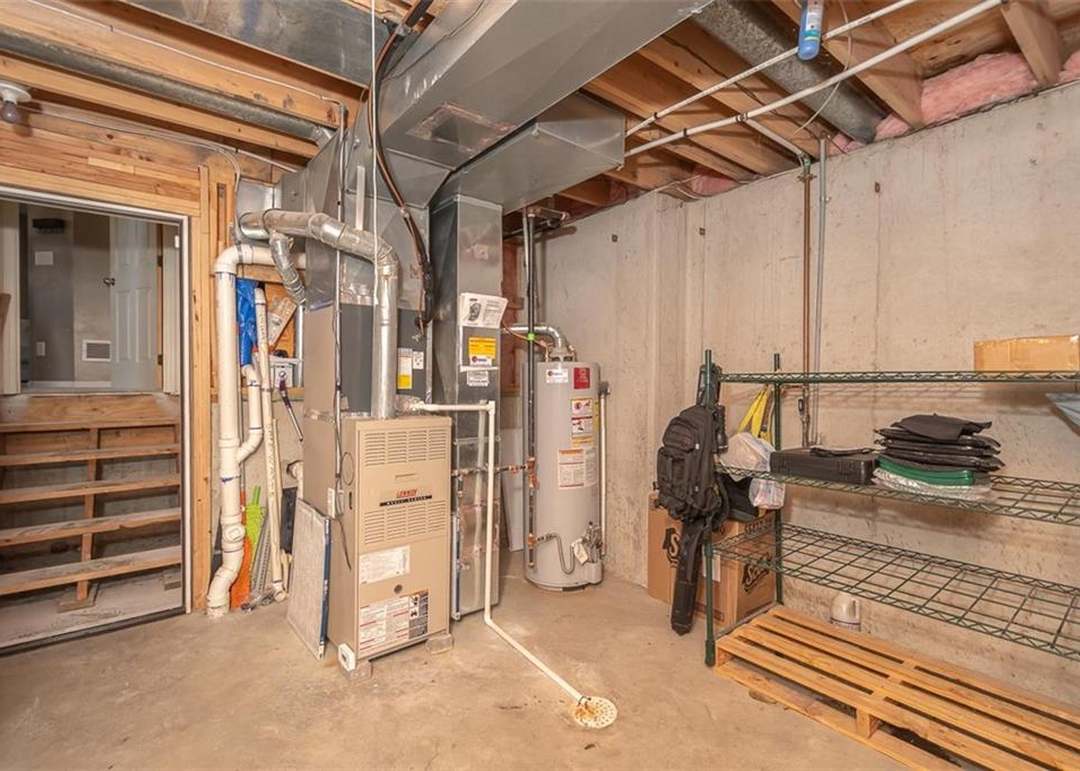 825 N Spruce Street — photo 33