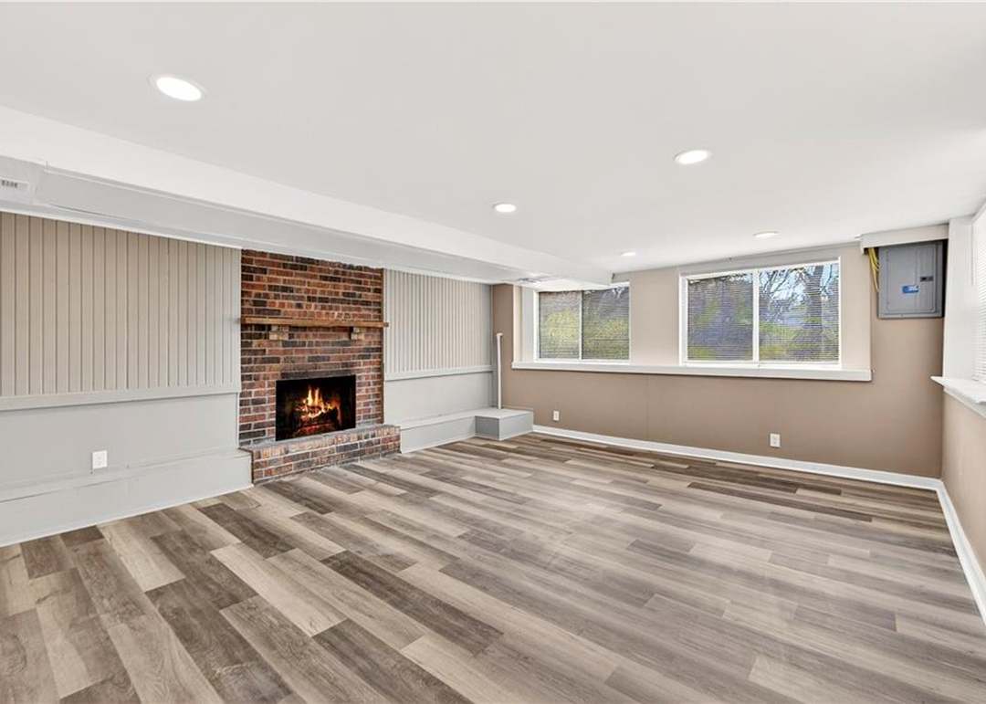 7409 E 51st Street — photo 3