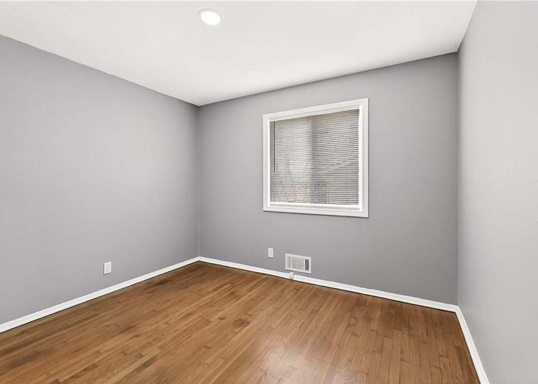 7409 E 51st Street — photo 26