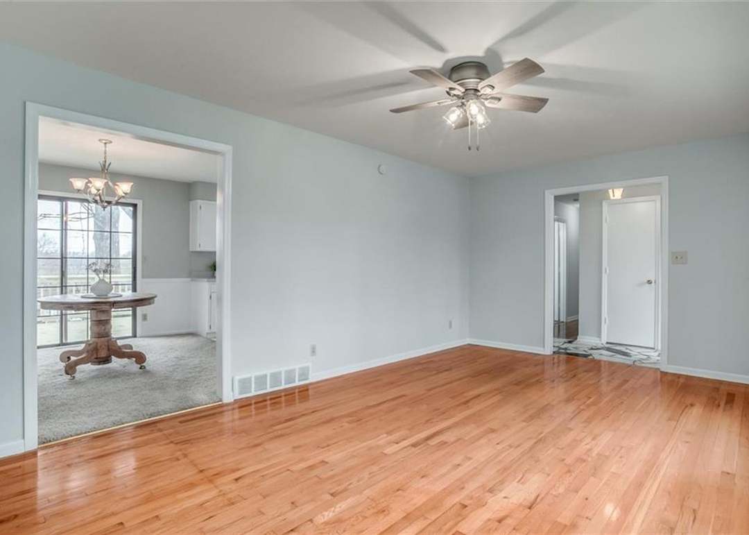 213 NW 60th Terrace — photo 11