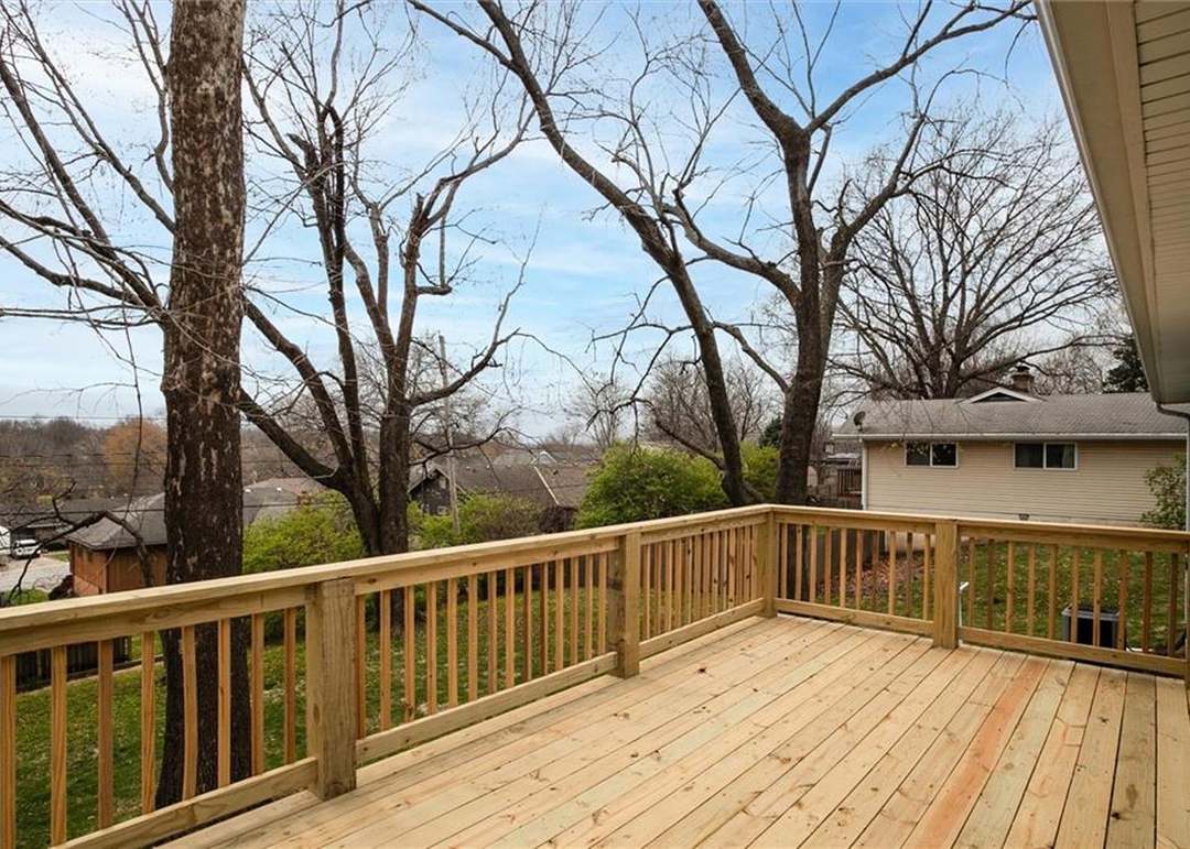 213 NW 60th Terrace — photo 32