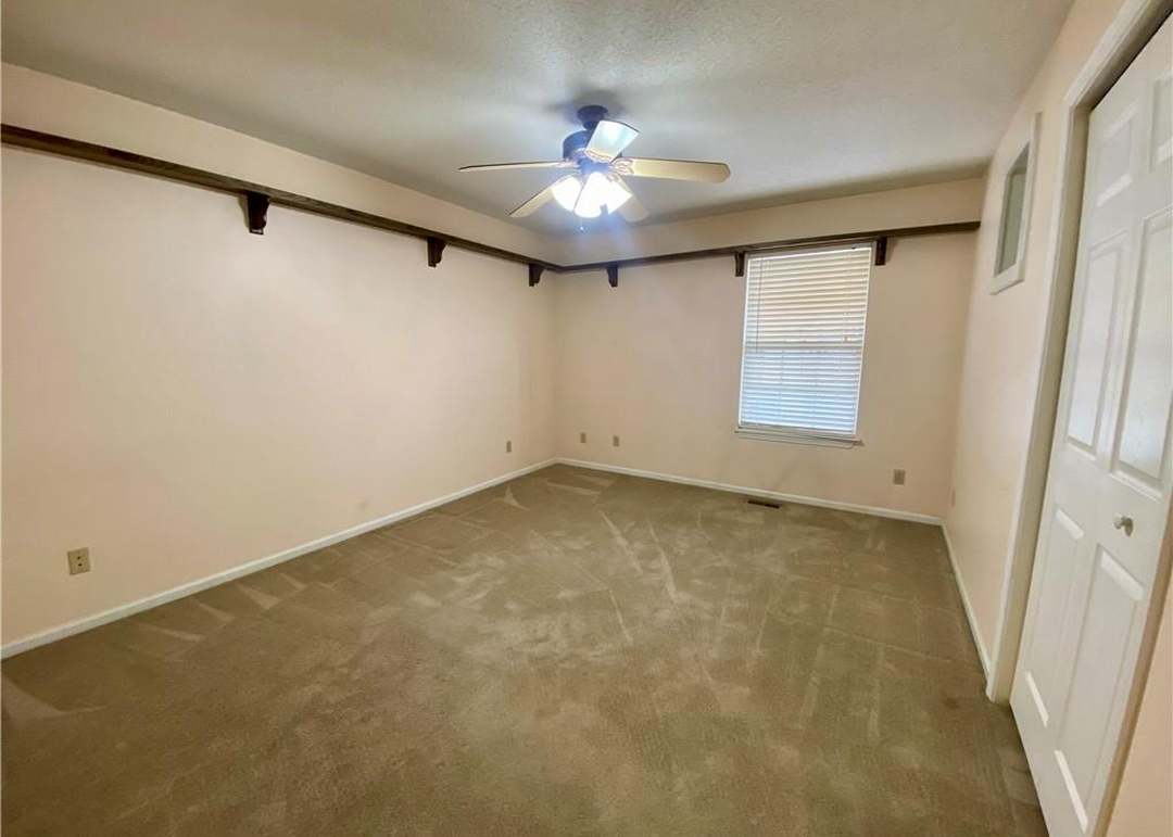 517 Kindred Drive — photo 4