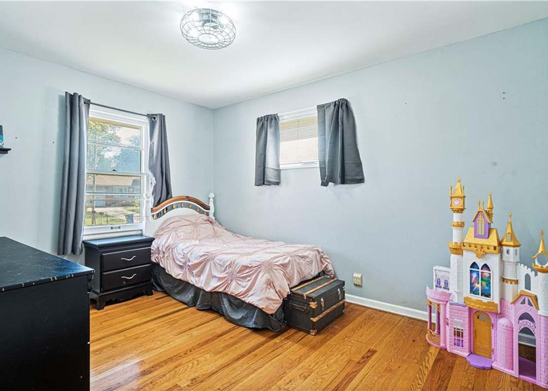 316 Belmont Street — photo 13