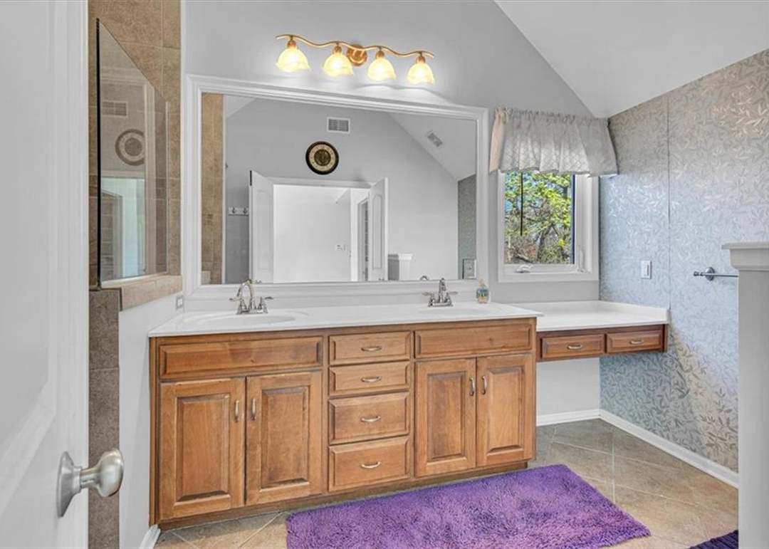 2208 SW MORRIS Drive — photo 7