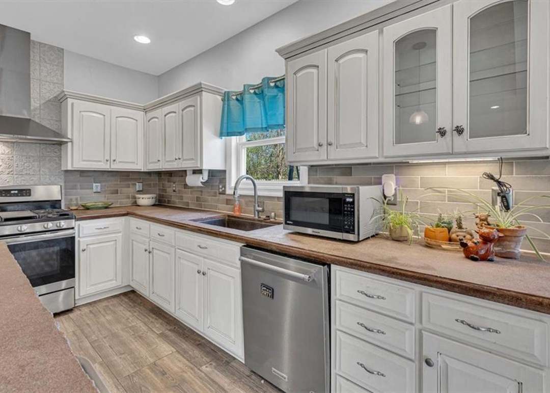 2208 SW MORRIS Drive — photo 18