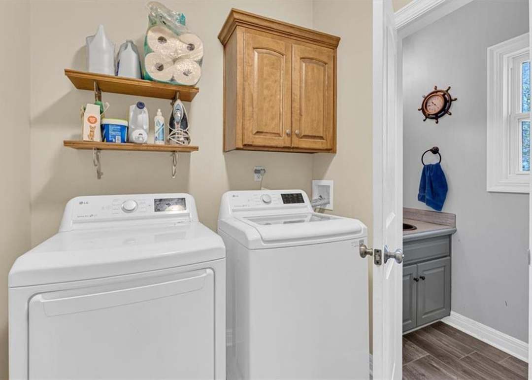 2208 SW MORRIS Drive — photo 20