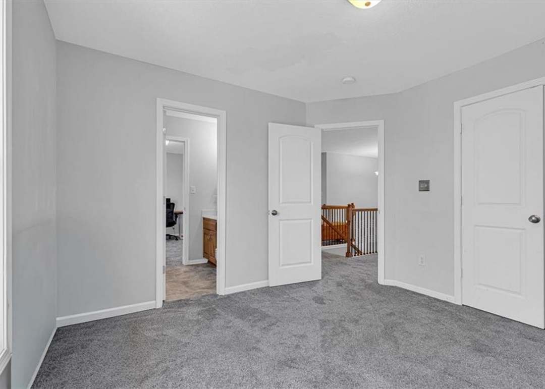 2208 SW MORRIS Drive — photo 30