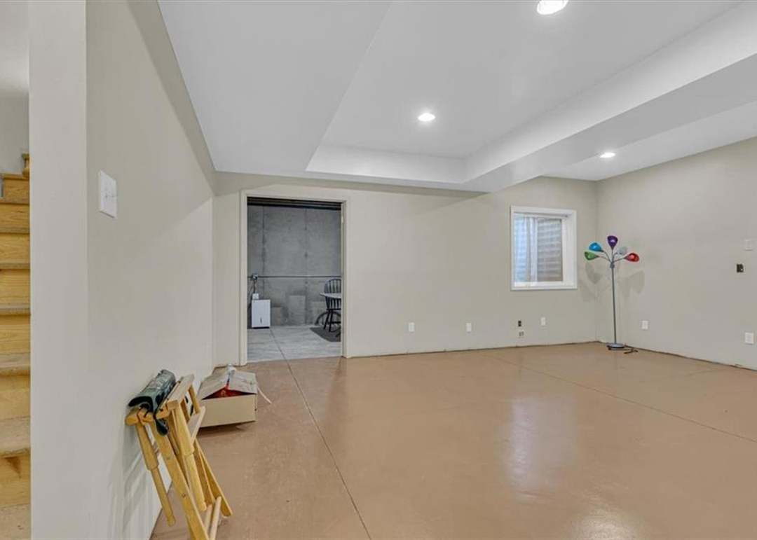 2208 SW MORRIS Drive — photo 31
