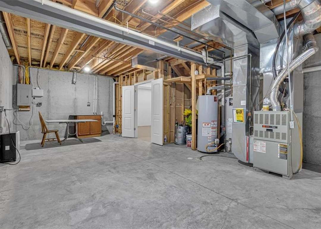 2208 SW MORRIS Drive — photo 33