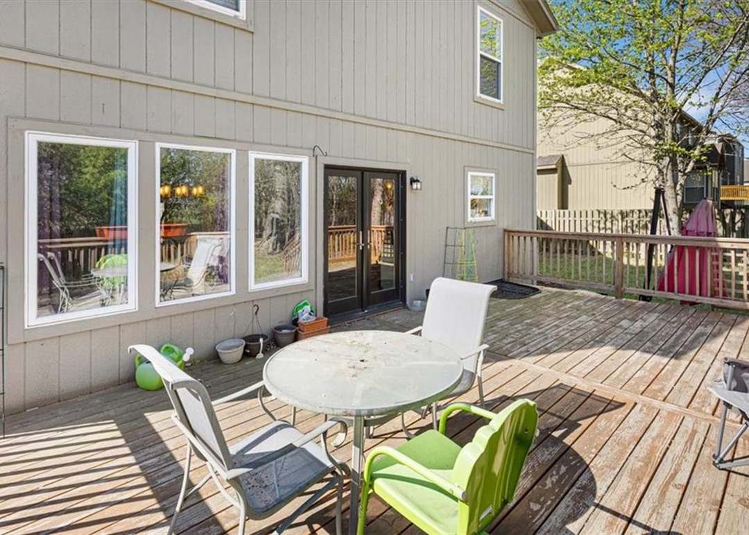 2208 SW MORRIS Drive — photo 37