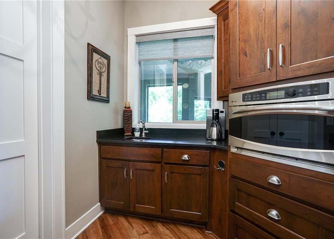 4720 NW Canyon Circle — photo 35