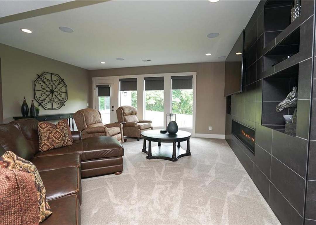 4720 NW Canyon Circle — photo 45