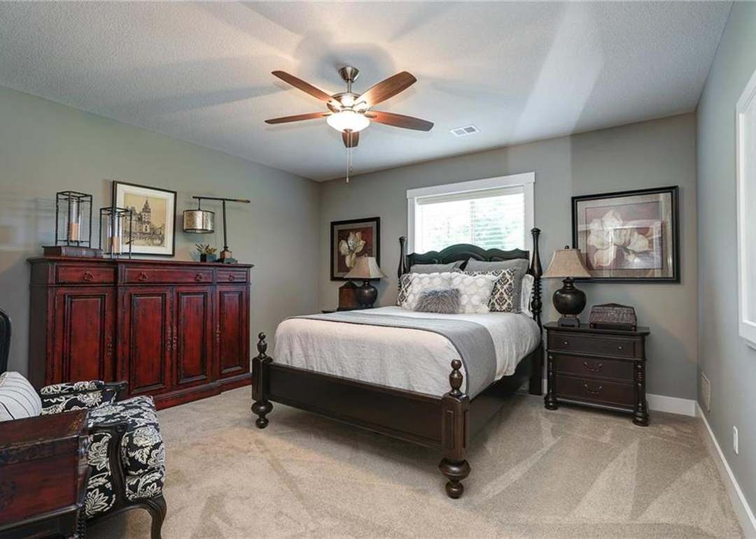 4720 NW Canyon Circle — photo 51