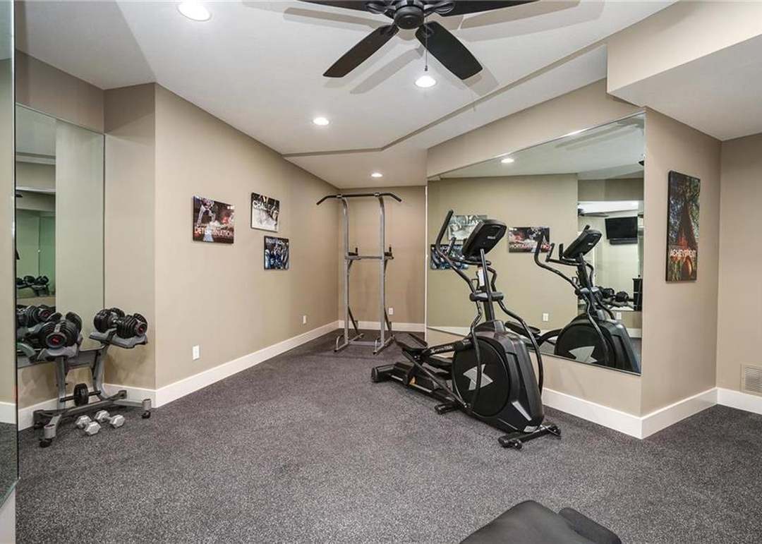 4720 NW Canyon Circle — photo 55